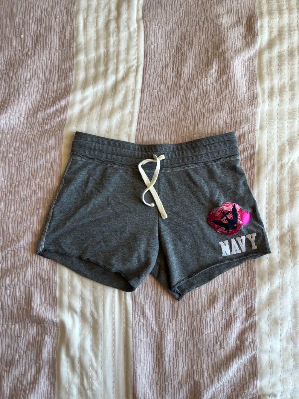 Y2K 2000s style Grey mini shorts Pink design Size Medium